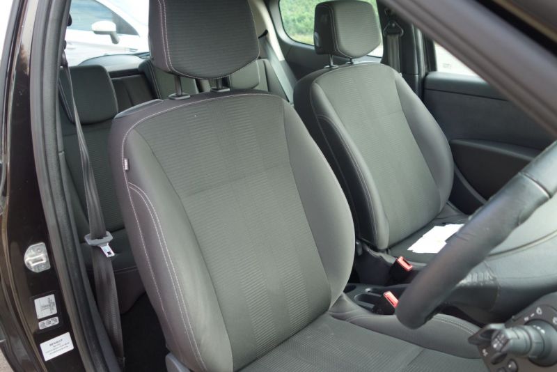 2009 Renault Clio 1.5 dCi 3dr image 7