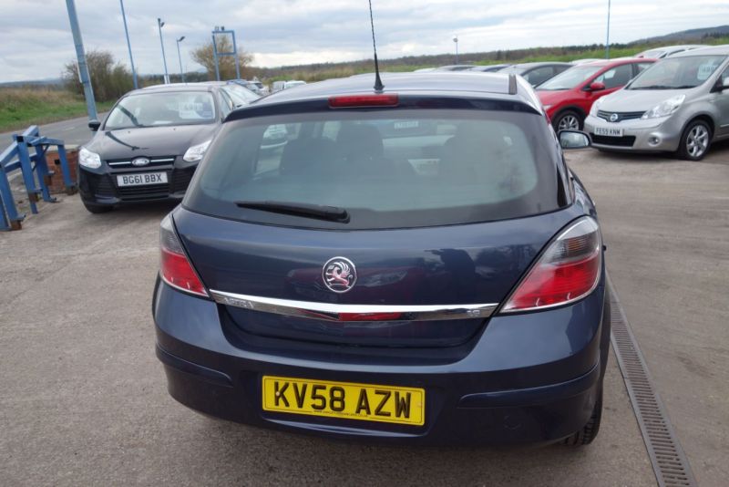 2008 Vauxhall Astra 1.6i 16V 5dr image 5