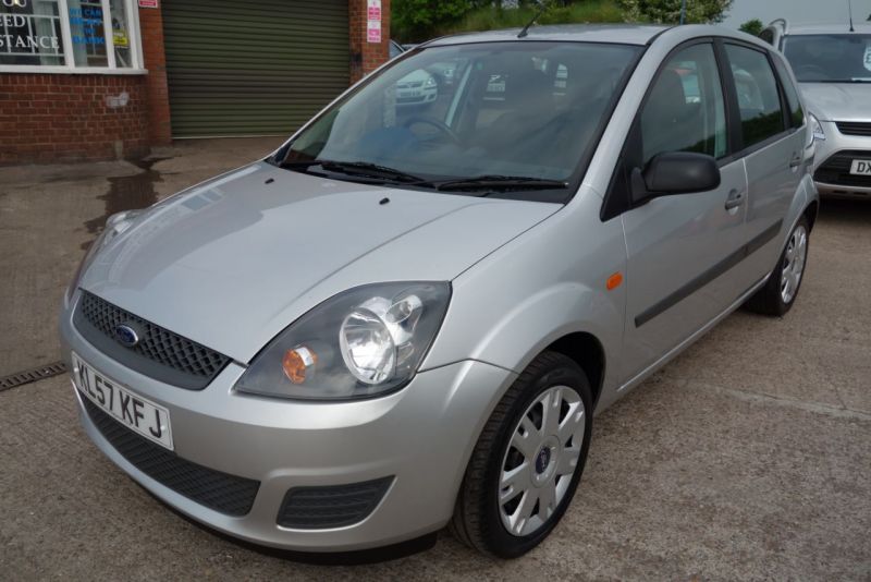 2007 Ford Fiesta 1.25 Style 5dr image 1