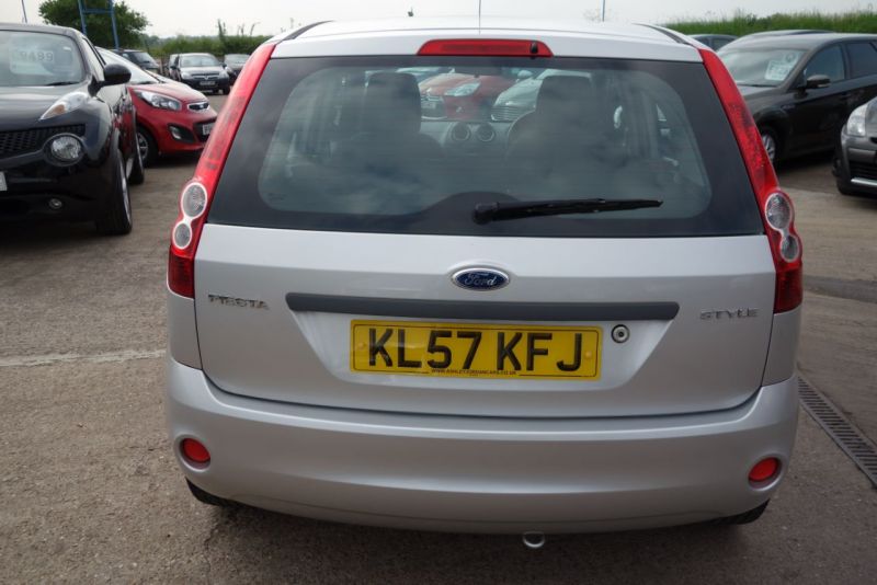 2007 Ford Fiesta 1.25 Style 5dr image 5