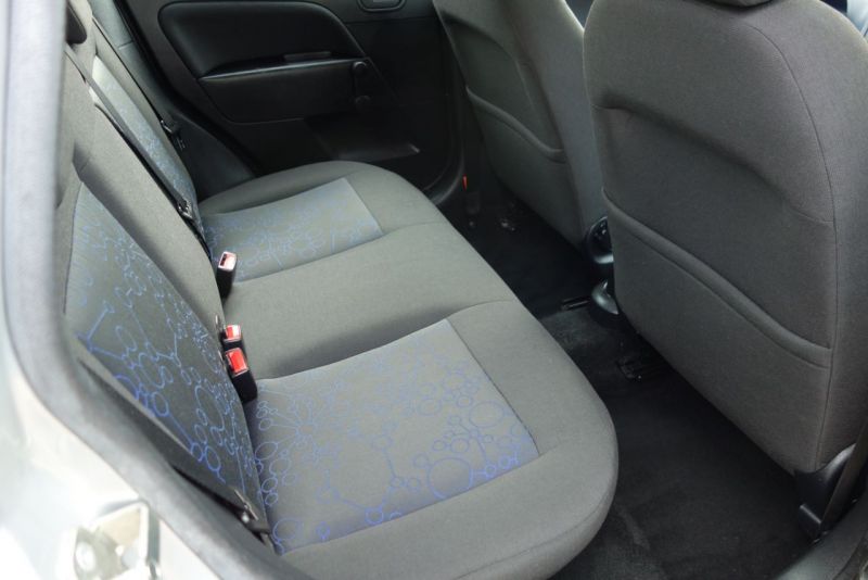 2007 Ford Fiesta 1.25 Style 5dr image 8