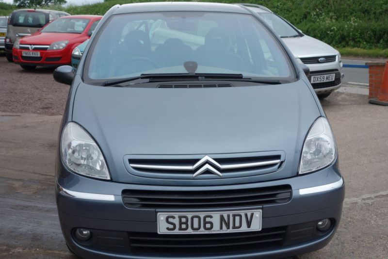 2006 Citroen Xsara Picasso 1.6i 16V 5dr image 3