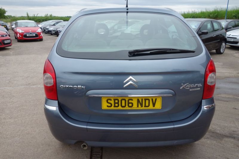 2006 Citroen Xsara Picasso 1.6i 16V 5dr image 4