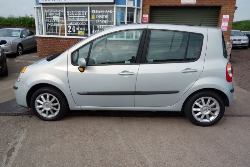 2004 Renault Modus 1.4 5dr image 2