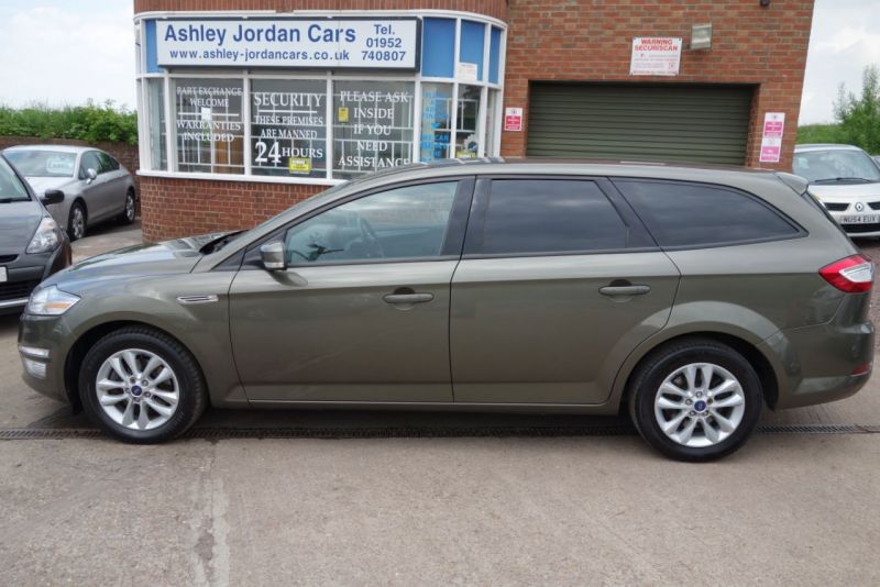 2013 Ford Mondeo 2.0 TDCi 140 Zetec 5dr image 2