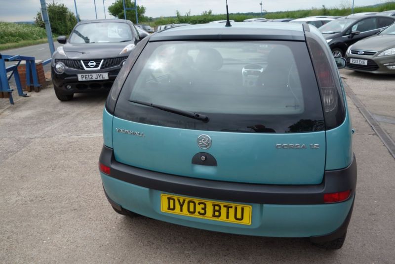 2003 Vauxhall Corsa 1.2i 16V SXi 5dr image 5