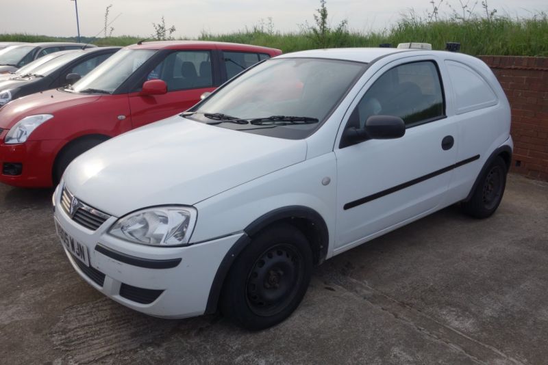 2005 Vauxhall Corsa 1.3CDTi 16V Van image 1