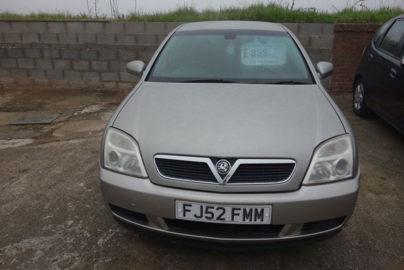 2002 Vauxhall Vectra 1.8i LS 5dr image 2