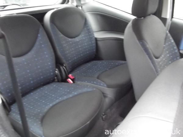 2006 Citroen C2 1.4 HDi image 8