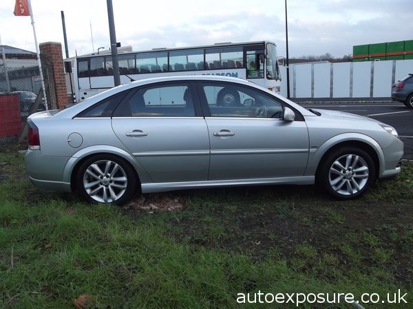 2008 Vauxhall Vectra 1.8i VVT SRi image 2