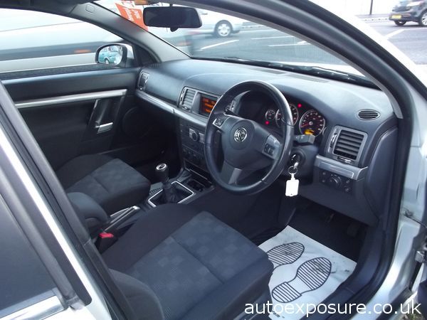 2008 Vauxhall Vectra 1.8i VVT SRi image 6