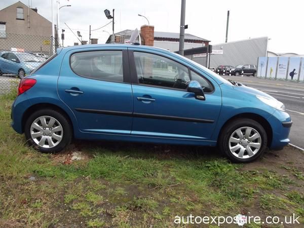 2007 Peugeot 207 1.4 S image 2