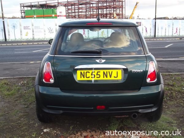 2005 MINI Hatchback 1.6 Cooper image 3