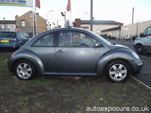 2006 Volkswagen Beetle 1.4 Luna image 2