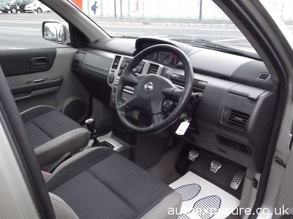 2004 Nissan X-Trail 2.2 dCi 136 Sport image 5