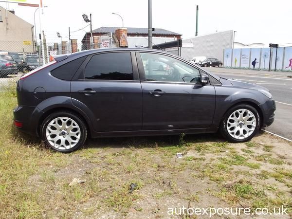 2009 Ford Focus 1.6 TDCi Zetec image 2
