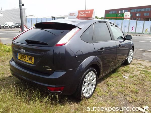 2009 Ford Focus 1.6 TDCi Zetec image 3