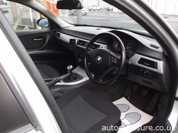 2007 BMW 3 Series 318i SE image 6