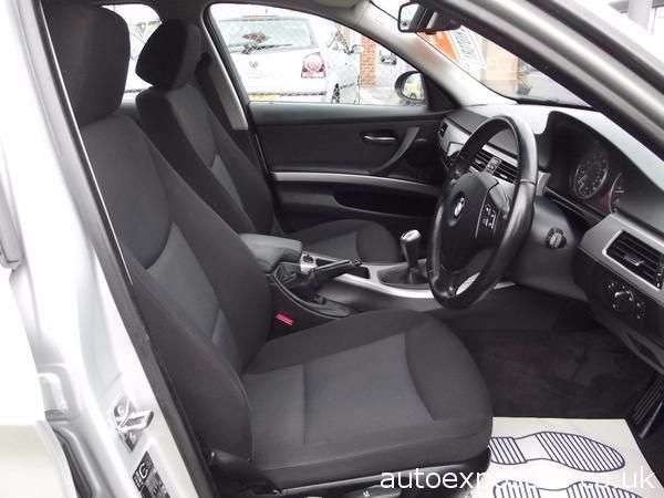 2007 BMW 3 Series 318i SE image 7