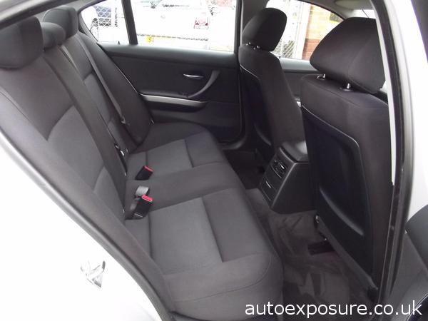 2007 BMW 3 Series 318i SE image 8