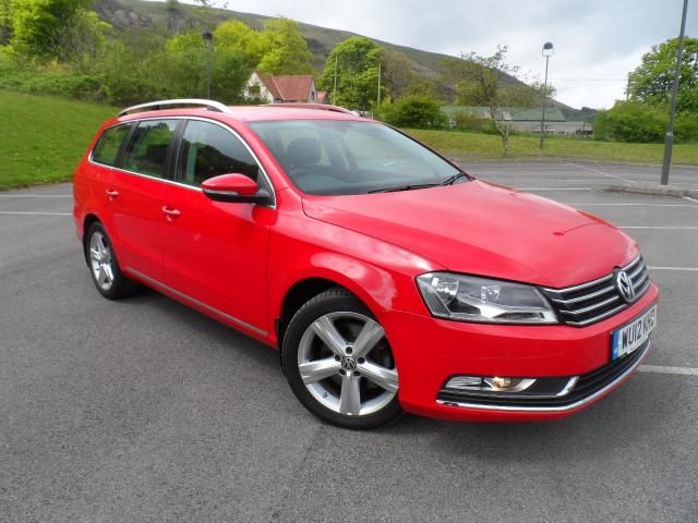 2012 Volkswagen Passat 2.0 SE TDI 5d image 1