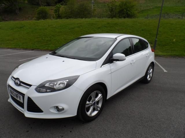 2013 Ford Focus 1.6 ZETEC TDCI 5d image 2