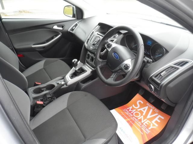 2012 Ford Focus 1.6 TDCI 5d image 6