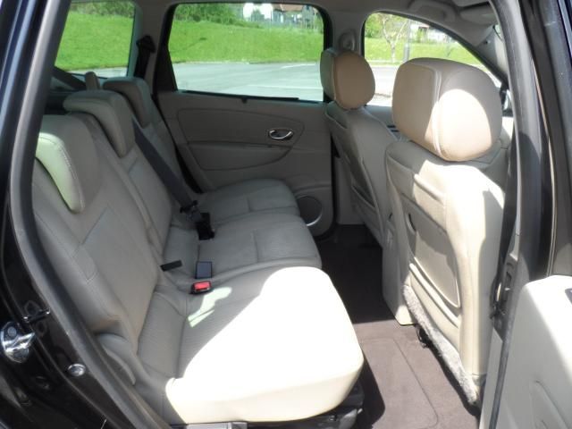 2010 Renault Grand Scenic 1.5 DCI 5d image 6