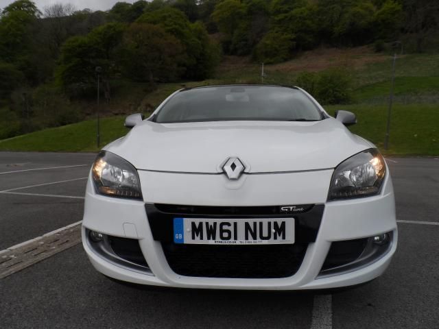 2012 Renault Megane 1.5 GT DCI 3d image 3