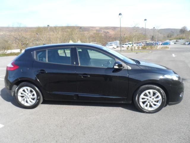 2012 Renault Megane 1.5 DCI S/S 5d image 3