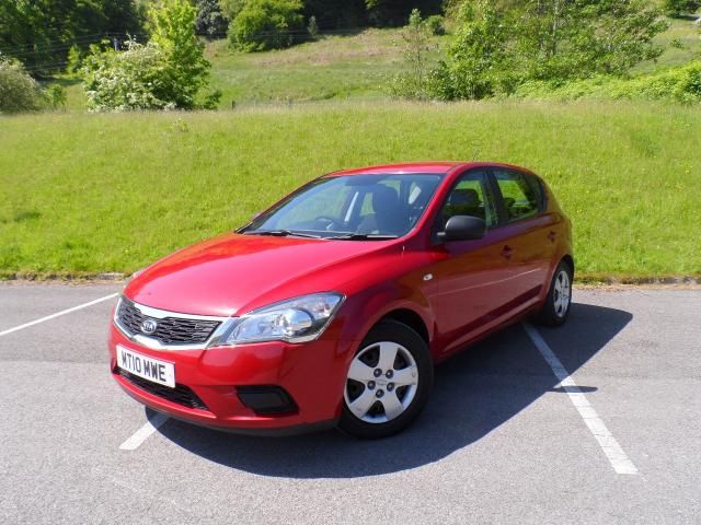 2010 KIA CEED 1.6 1 CDRI 5d image 2