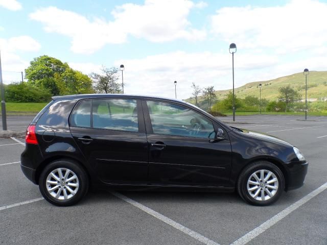 2007 Volkswagen Golf 1.6 FSI 5d image 4