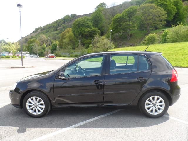 2007 Volkswagen Golf 1.6 FSI 5d image 5