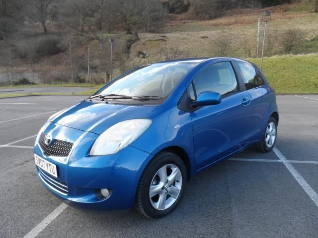 2007 Toyota Yaris 1.3 3d image 2