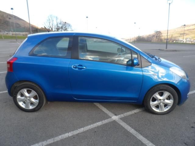 2007 Toyota Yaris 1.3 3d image 3