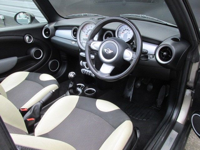 2009 Mini Hatch Cooper 1.6 2dr image 5