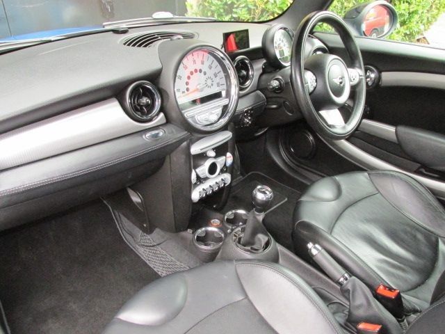 2007 MINI Hatch Cooper S 1.6 3dr image 8