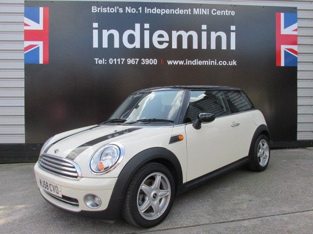 MINI Hatch Cooper 1.6 3dr image 2
