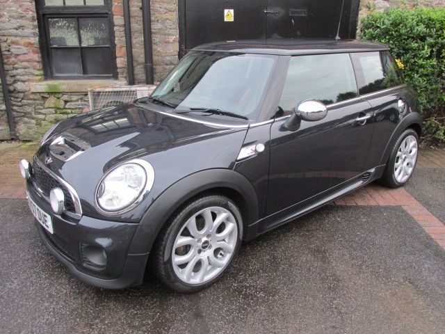 2007 MINI Cooper S John Cooper Works 1.6 3dr image 2