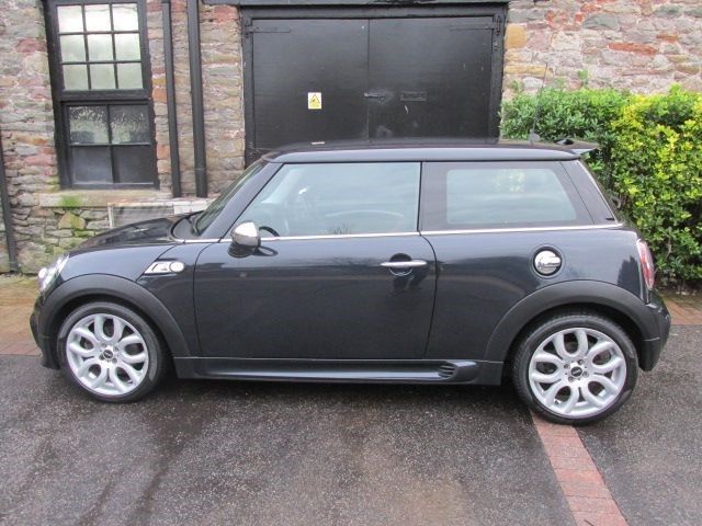 2007 MINI Cooper S John Cooper Works 1.6 3dr image 4