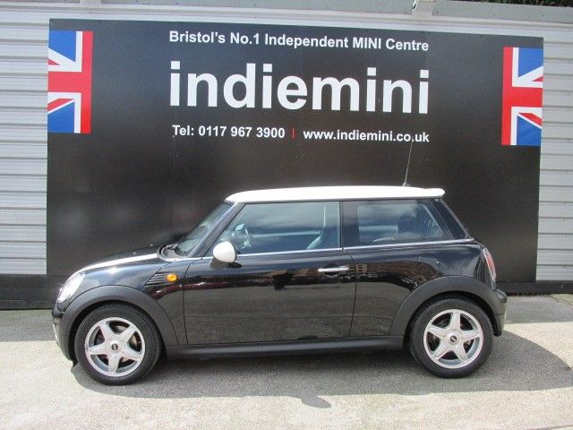 2010 MINI Hatch Cooper D 1.6 3dr image 3