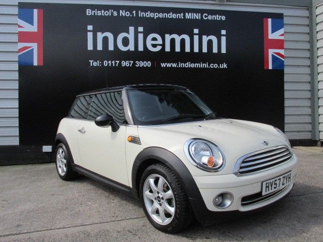 2007 MINI Hatch Cooper 1.6 3dr image 1