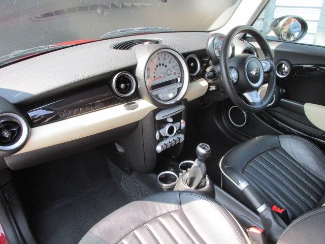 2007 MINI Hatch Cooper 1.6 3dr image 5