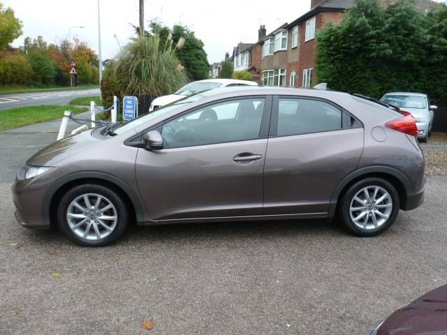 2012 HONDA CIVIC 2.2 i-DTEC ES 5dr image 2