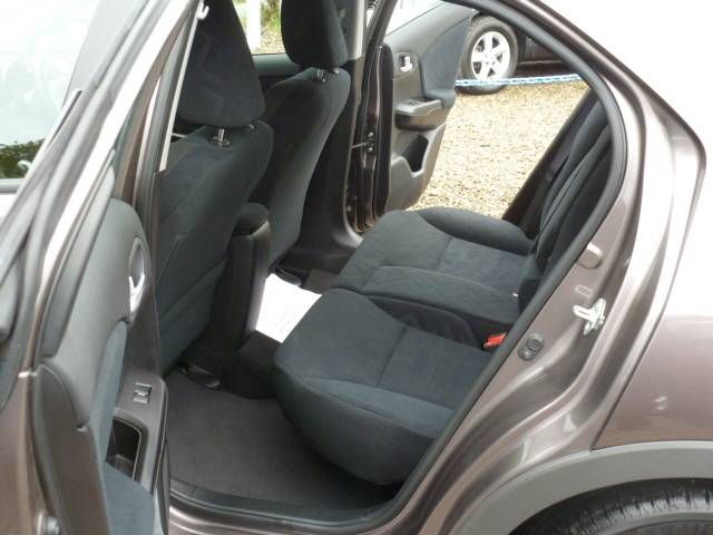2012 HONDA CIVIC 2.2 i-DTEC ES 5dr image 5