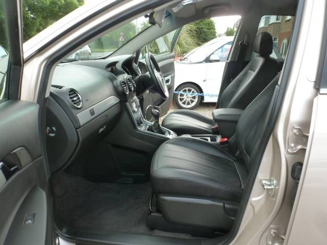 2012 Vauxhall Antara 2.2 CDTi SE 5dr image 6