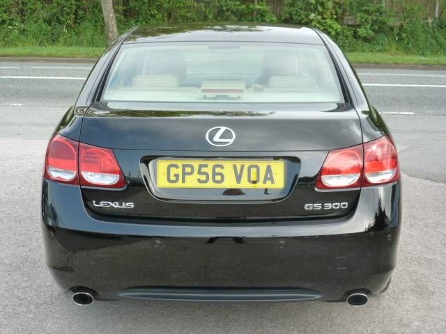 2007 LEXUS GS 300 3.0 SE 4dr image 4