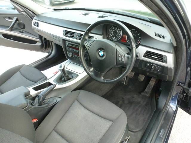 2006 BMW 3 SERIES 325i SE 4dr image 7