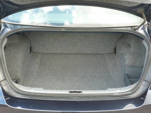 2006 BMW 3 SERIES 325i SE 4dr image 9