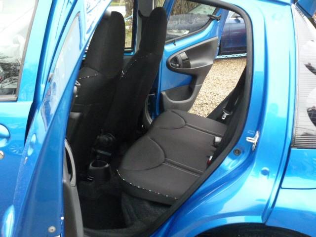 2013 CITROEN C1 1.0i VTR+ 5dr image 5